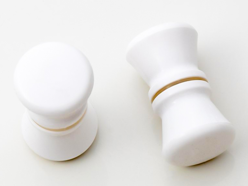 1E Mały uchwyt do szklanych drzwi do łazienki 1E Mały uchwyt do szklanych drzwi do łazienki