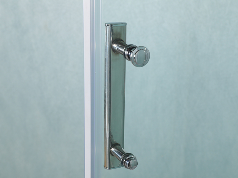 Kabina prysznicowa z chromowanego profilu aluminiowego LD Pivot Kabina prysznicowa z chromowanego profilu aluminiowego LD Pivot