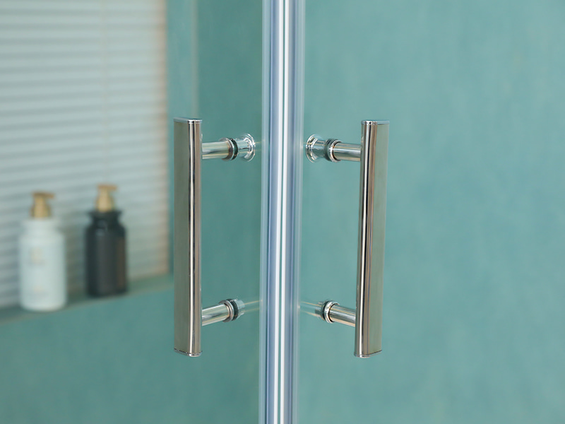 Obrotowa kabina prysznicowa RSQ z uchwytem z podwójnymi otworami Obrotowa kabina prysznicowa RSQ z uchwytem z podwójnymi otworami