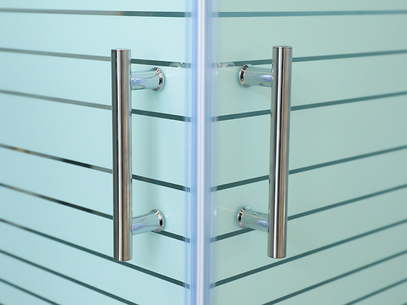 Kabina prysznicowa przesuwna SQ z podwójnymi otworami i kwadratową ramą Kabina prysznicowa przesuwna SQ z podwójnymi otworami i kwadratową ramą