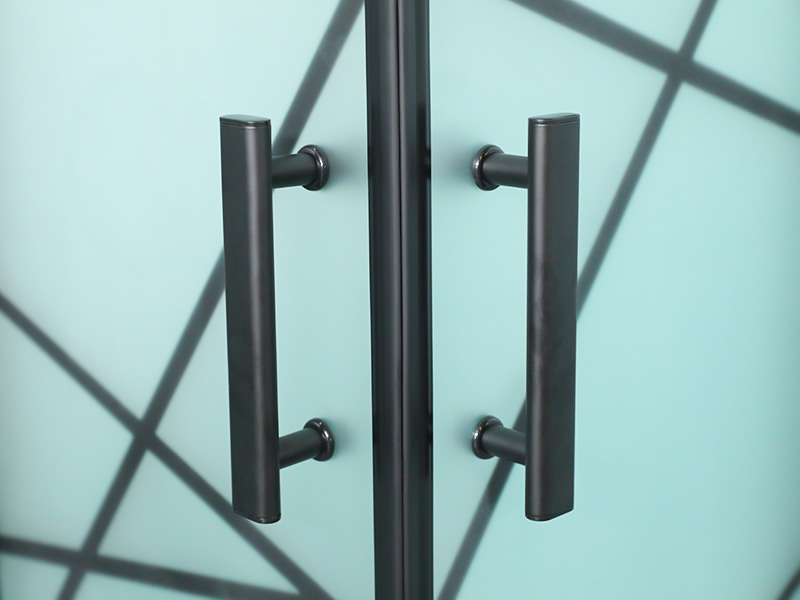 Kabina prysznicowa przesuwna SQ, matowe szkło hartowane z nadrukiem, czarny profil aluminiowy, uchwyt z podwójnymi otworami, z tacą Kabina prysznicowa przesuwna SQ, matowe szkło hartowane z nadrukiem, czarny profil aluminiowy, uchwyt z podwójnymi otworami, z tacą