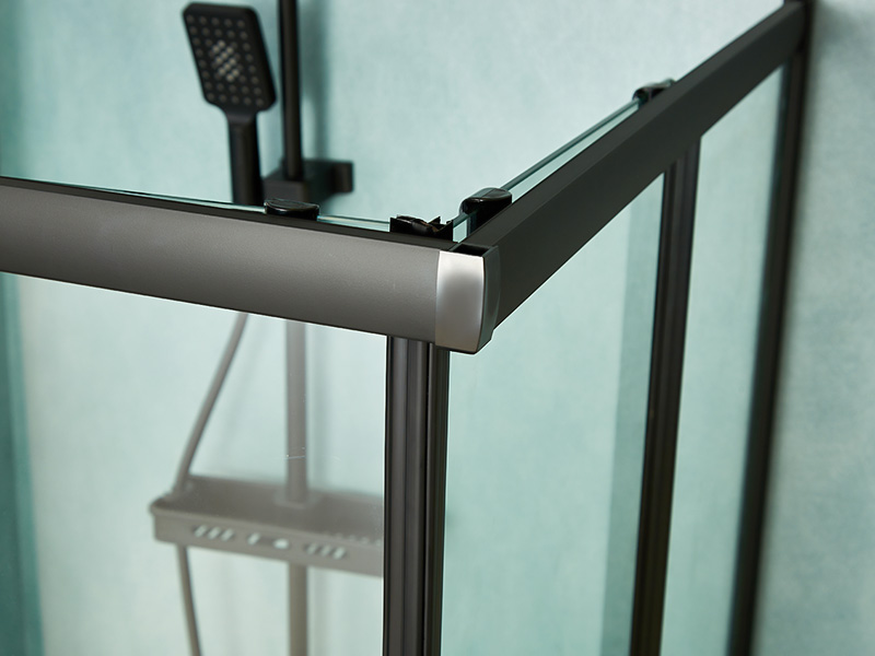 Kabina prysznicowa przesuwna SQ, przezroczyste szkło hartowane, czarny profil aluminiowy, uchwyt z podwójnymi otworami, z tacą Kabina prysznicowa przesuwna SQ, przezroczyste szkło hartowane, czarny profil aluminiowy, uchwyt z podwójnymi otworami, z tacą